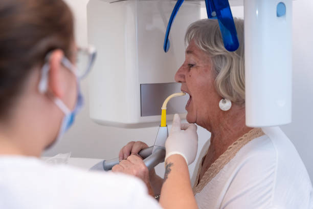 Best Emergency Gum Treatment in Antelope, CA